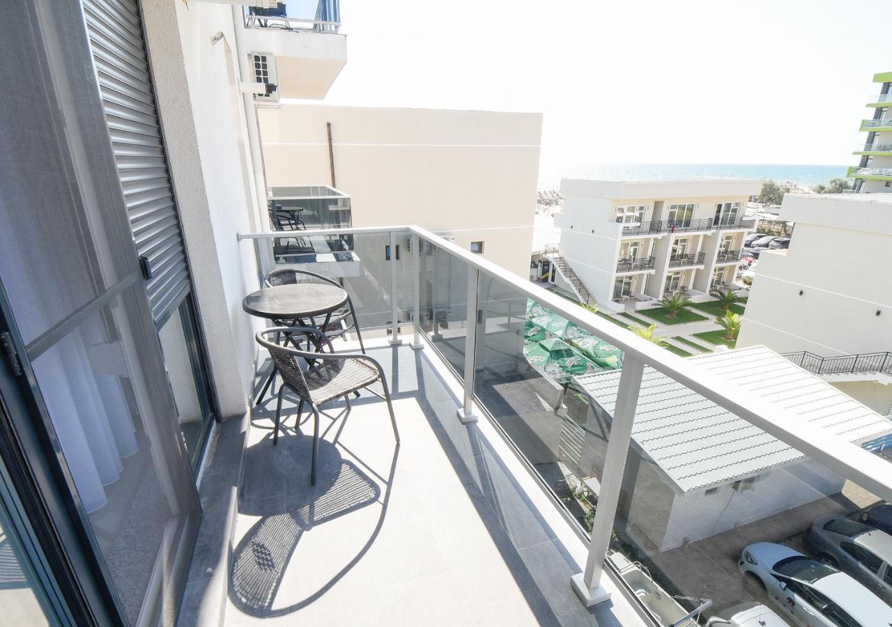Sea View Studio - Mamaia Nord 2 Apartment Navodari Bagian luar foto